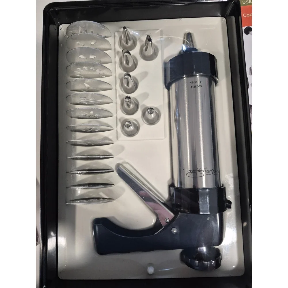 Wolfgang Puck‎ Cookie Press Set 23 Piece Stainless Steel Decorating Kit Black